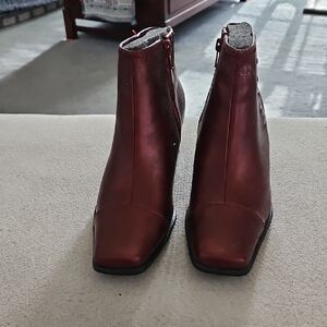 Elegant Brown Ankle Boots